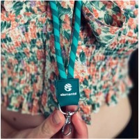 Garā Zebras Kakla Lenta ar Pielāgotu Gumijas Etiķeti Garā Zebras Kakla Lenta ar Pielāgotu Gumijas Etiķeti