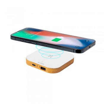 Wireless charger 15W made from recycled milk cartons