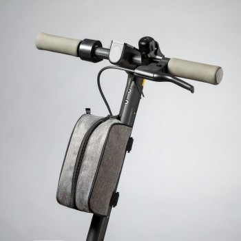 Bicycle bag made from polyester RPET, zipped main compartment, velcro straps for attachment AIV1020-19
