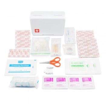 First aid kit in plastic case, 64 pcs | Ramona First aid kit in plastic case, 64 pcs | Ramona