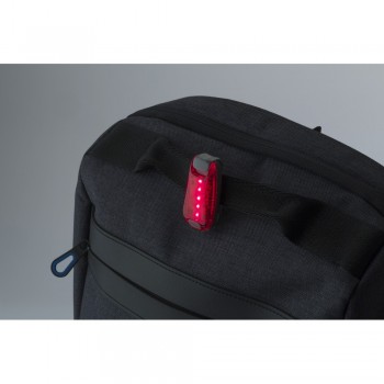Safety light Safety light, 2 settings: constant and blinking, clip to attach included AIV7329-05