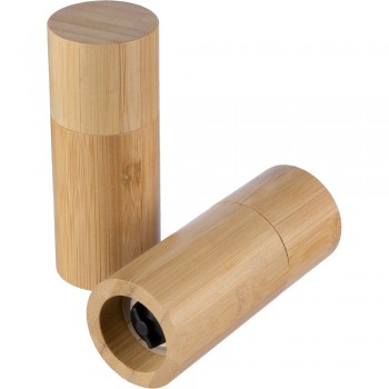 Salt and pepper mill set Salt and pepper mill set