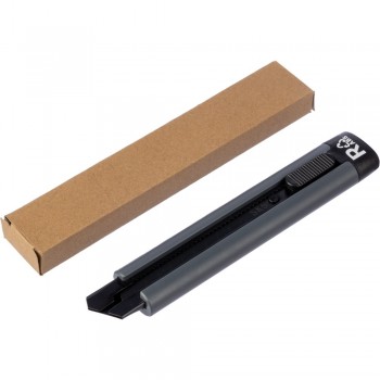 Cutter with safety mechanism