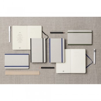 MOLESKINE Time Notebook (approx. A5, large) 140 lined pages, hard cover, inner pocket, matching elastic band for closing AIVM025-06