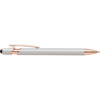Ball pen
