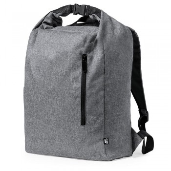 https://aigat.eu/image/catalog/external/RPET-water-resistant-backpack-2.jpg