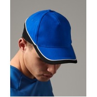 Komandas apģērba sacensību cepure