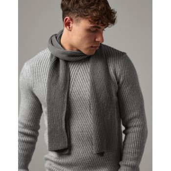 Metro stila adītā šalle