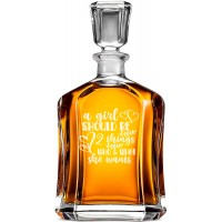 Burbona Dekanteris ar Uzrakstu - "A Girl Should Be Two Things: Who And What She Wants." ,Dāvana Viņam, Izmērs 700Ml