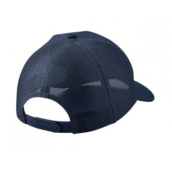 Pilsētas stila trucker cepure